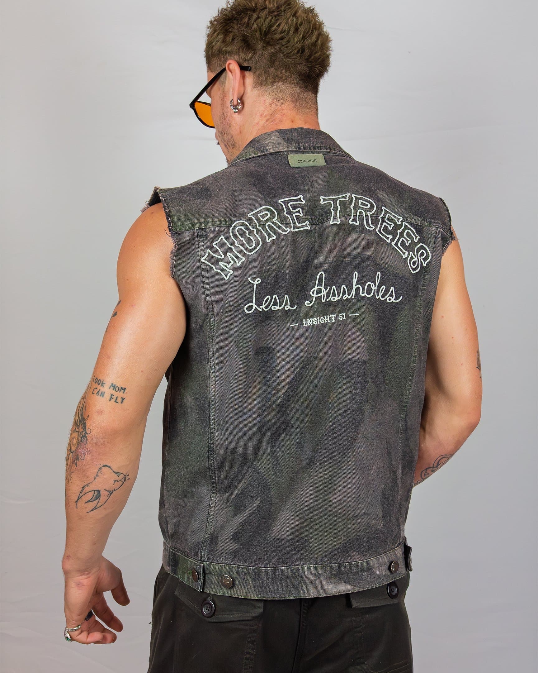 Grungy Street-Style Vest (M)